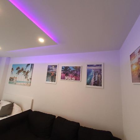 Miami Apartment Πάντερμπορν Εξωτερικό φωτογραφία
